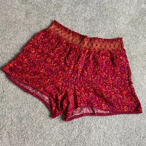 * Matilda Jane Smocked Waist Band Floral Summer Short NWT LARGE         - 1E1576